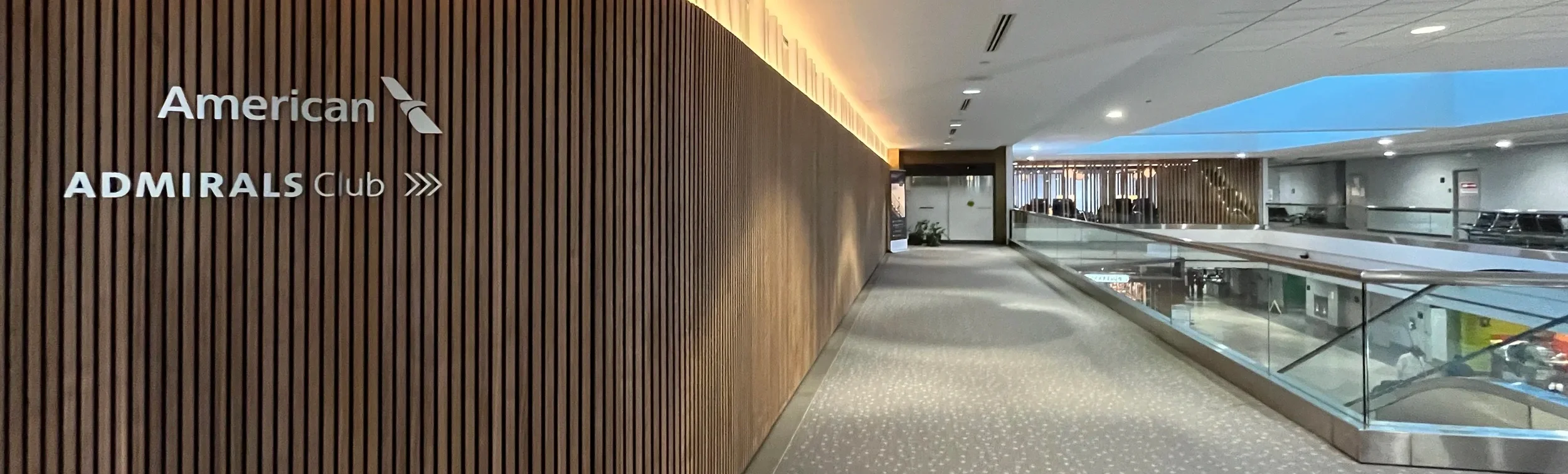 American Admirals Club - Best Credit Cards for Lounge Access 2026