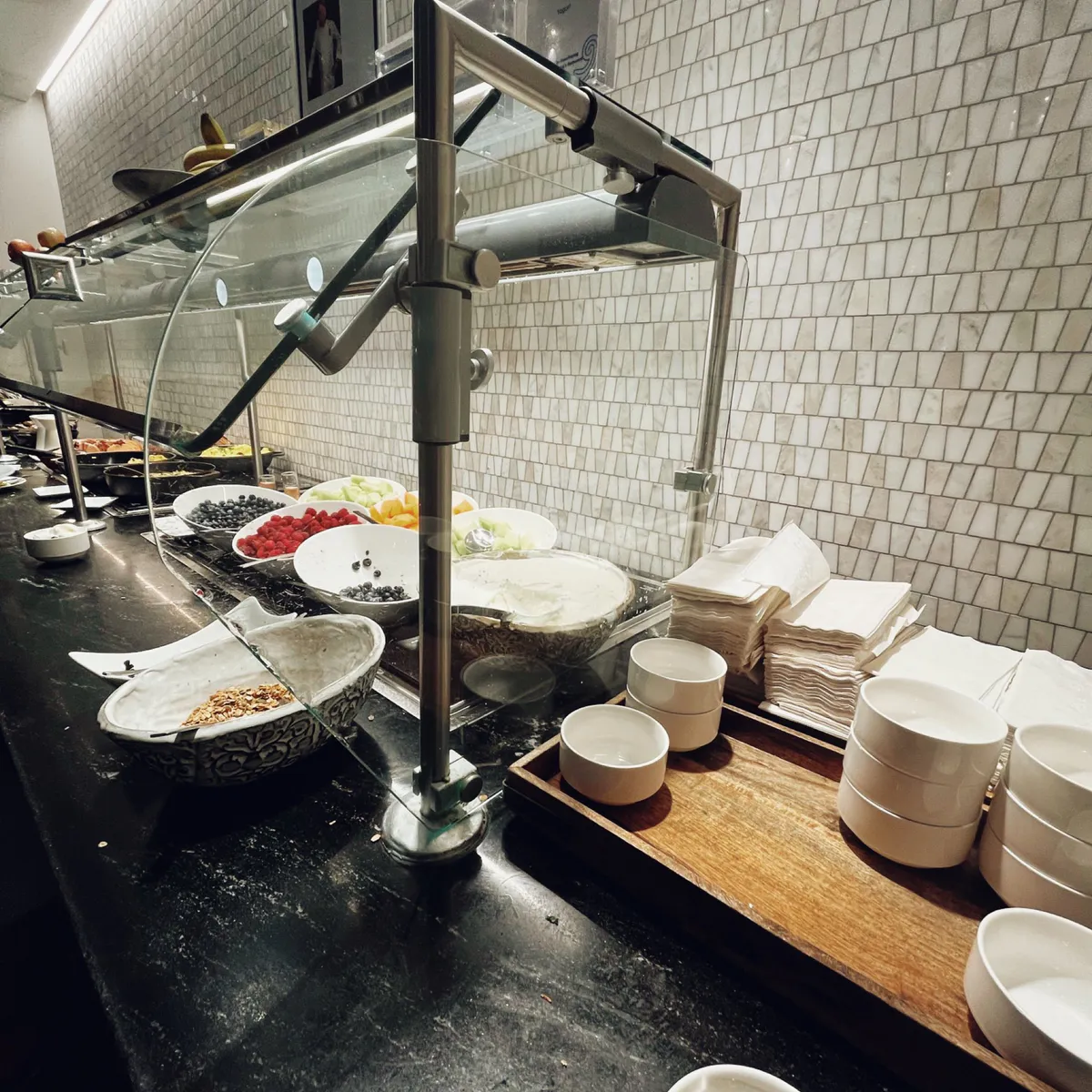 American Express Centurion Lounge DFW breakfast