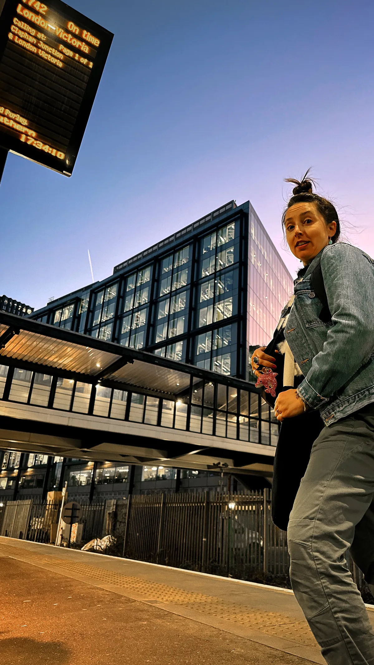 Easy Croydon station