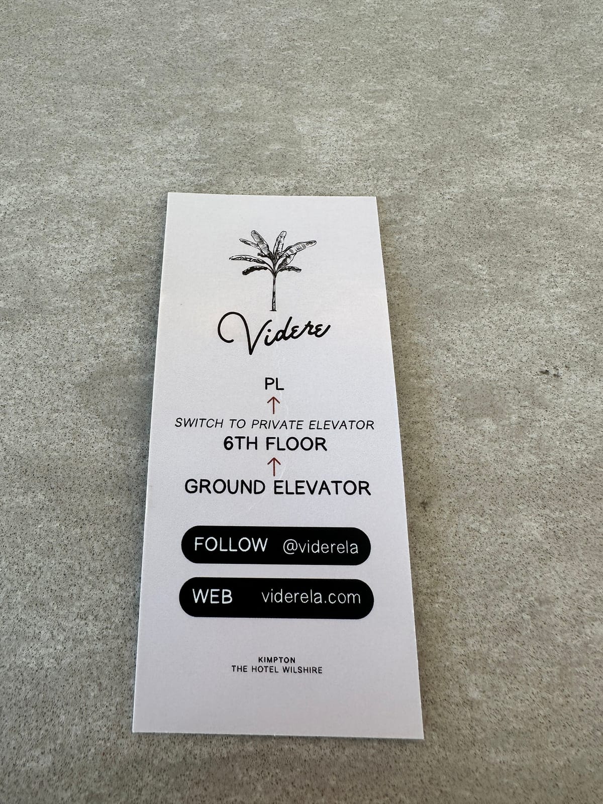 Printed Videre card with steps to the private elevator and sixth floor