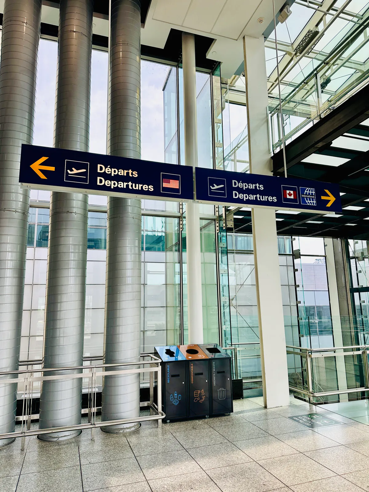 Navigating the terminal in YUL
